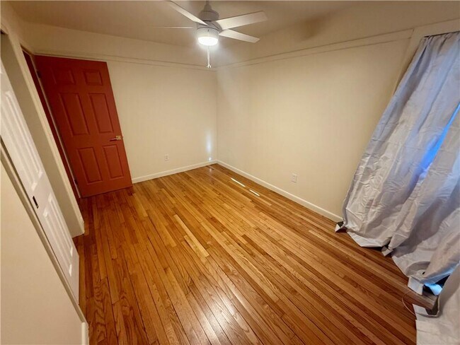 Building Photo - 3 Wood Rd