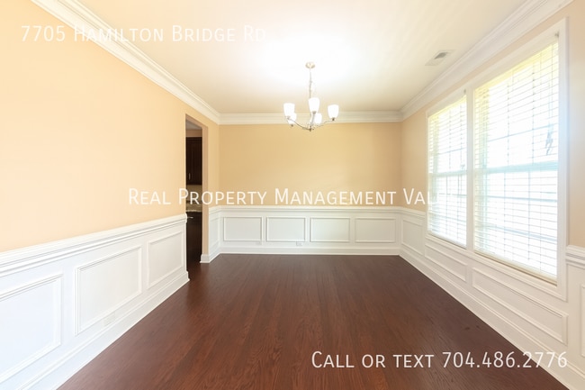 Building Photo - 7705 Hamilton Bridge Rd