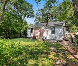 Building Photo - 936 Martin Ave