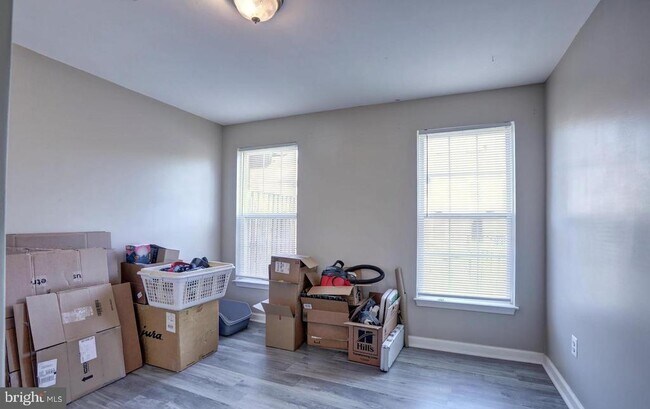 Building Photo - 102 Cagney Terrace SE