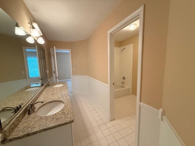 Building Photo - 4005 Regal Oaks Dr