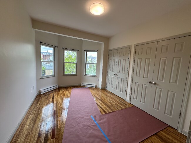 Building Photo - 55 Highland St