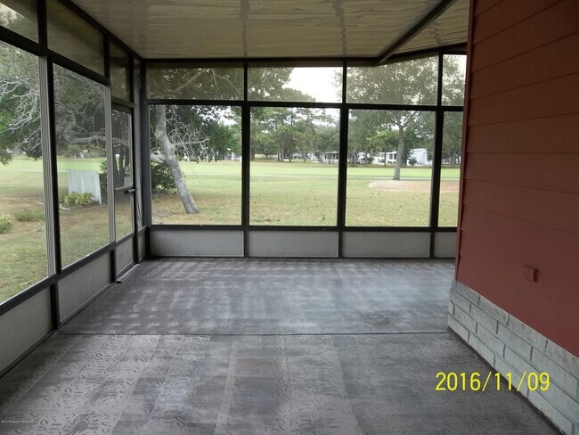 Building Photo - 14697 Brookridge Blvd