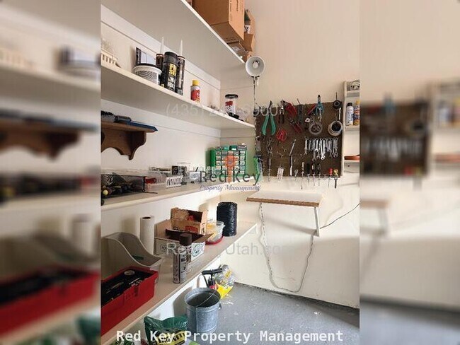 Building Photo - 739 Elk Meadow Loop