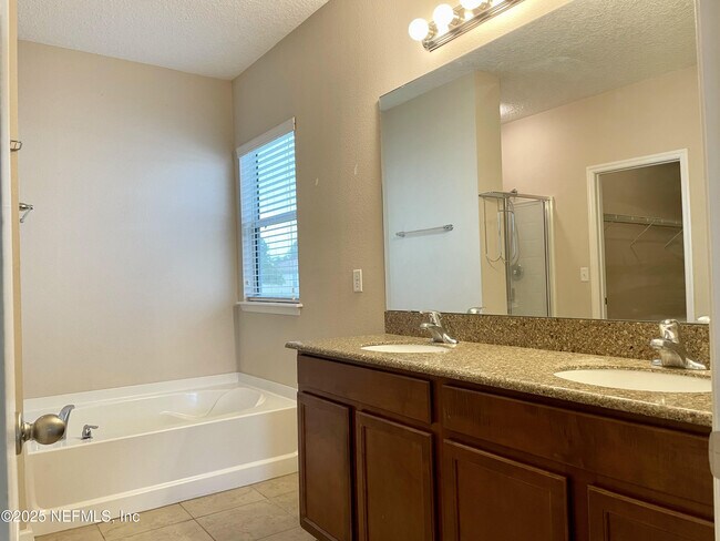 Building Photo - 1341 Camp Ridge Ln