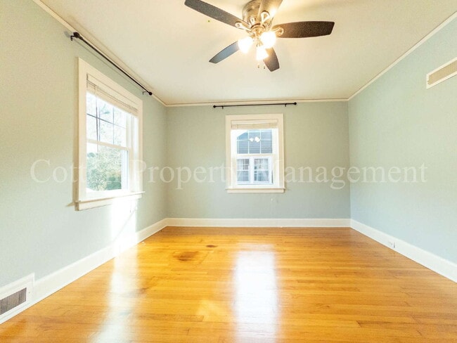 Building Photo - 309 N 23rd St