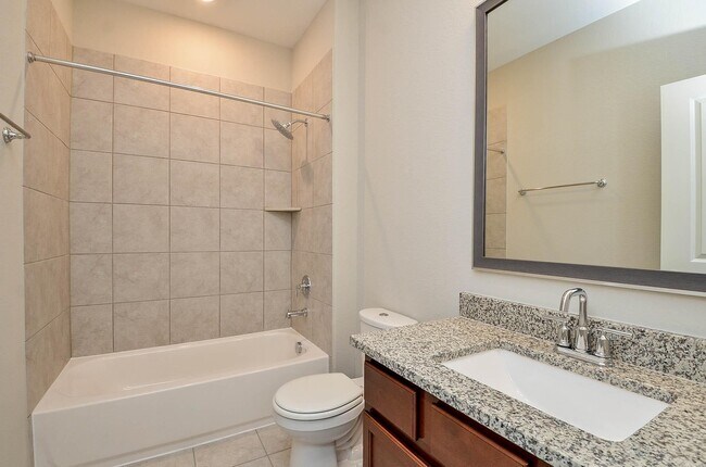 Building Photo - 4711 Hollow Tree Dr