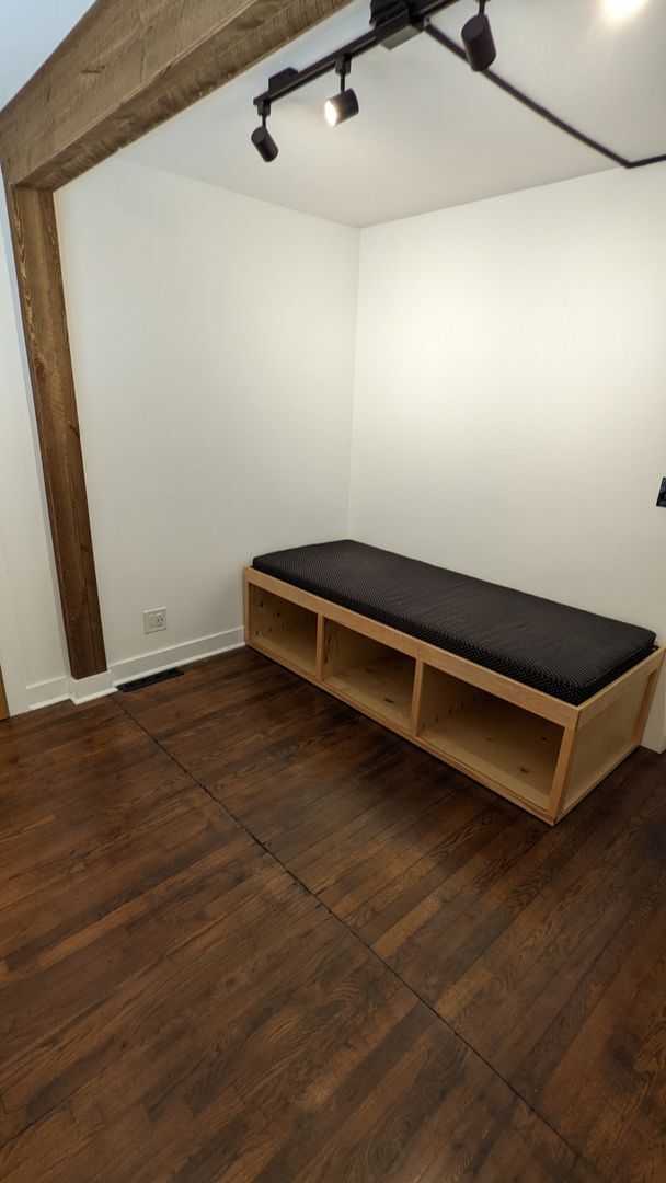 Building Photo - FABULOUS UPGRADED HOME IN CHAFFEE PARK INCL. WATER! MOVE-IN FEB. 1st!