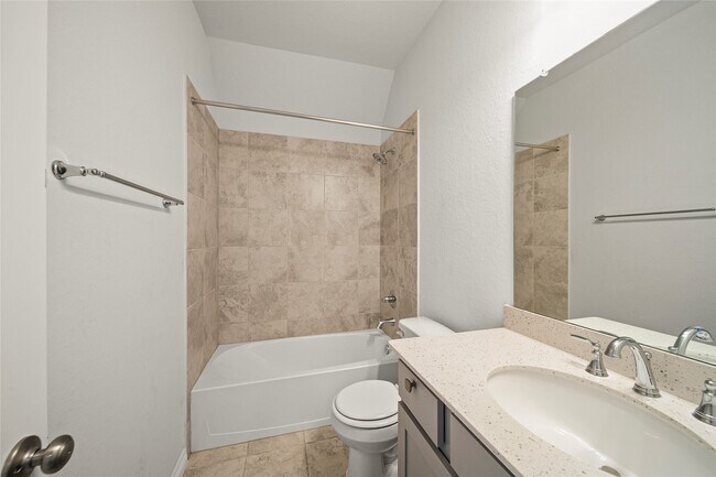 Building Photo - 8930 Emerald Cane Dr