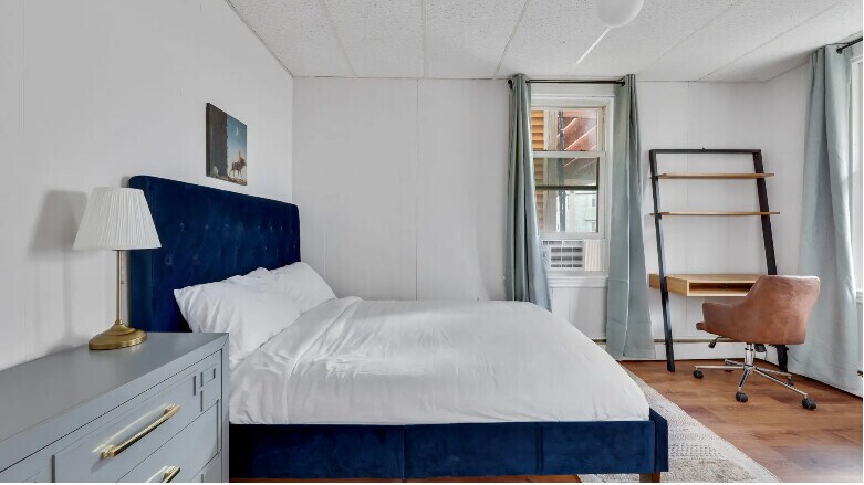 Building Photo - 823 Dorchester Ave