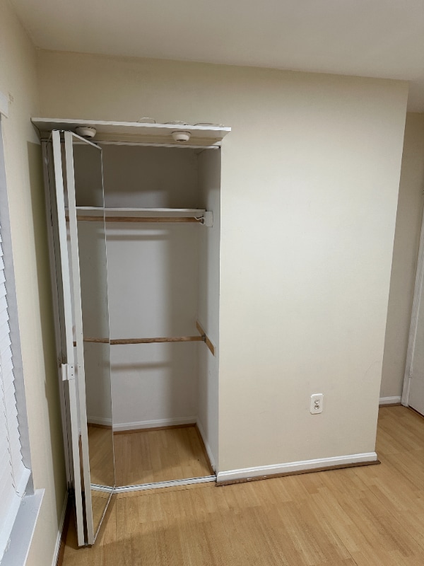 Building Photo - 1902 Bronzegate Blvd