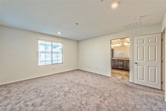 Building Photo - 10640 Sariah Skye Ave