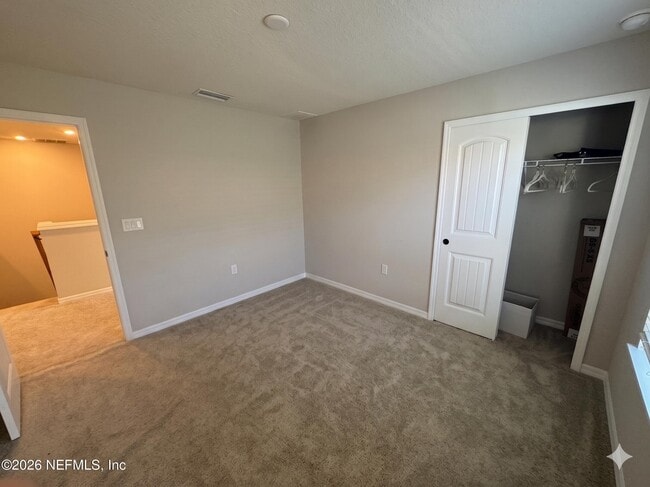 Building Photo - 217 Red Barn Rd