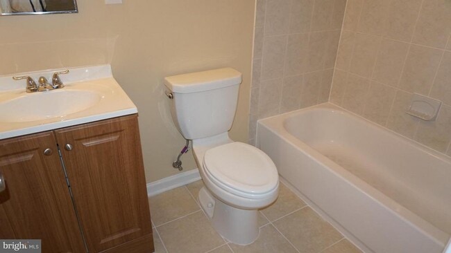 Building Photo - 8105 Legation Rd