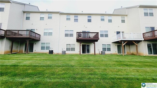 Building Photo - 1140 Tudor Dr