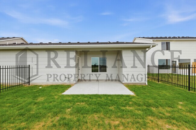 Building Photo - 157 N Gowen St