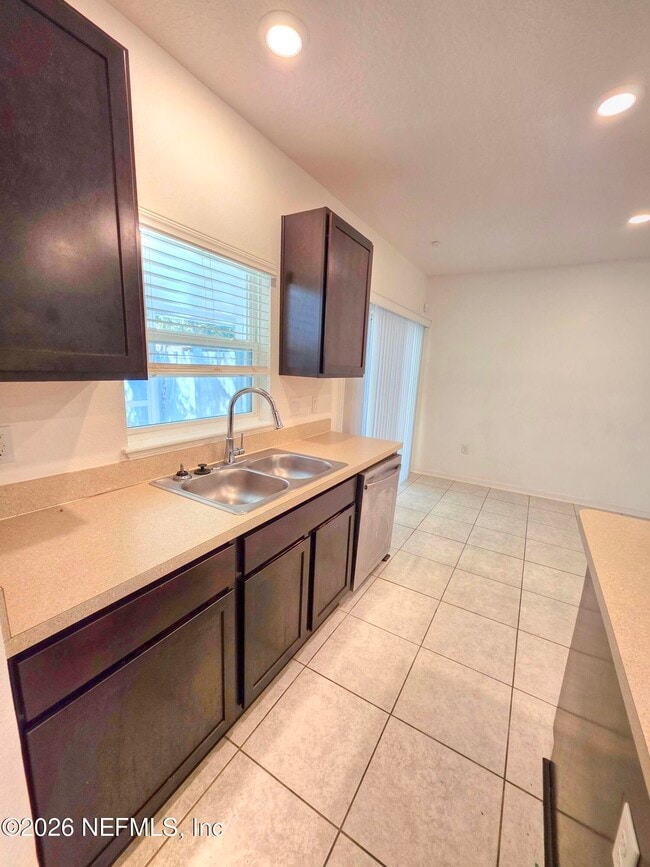 Building Photo - 734 Bent Baum Rd