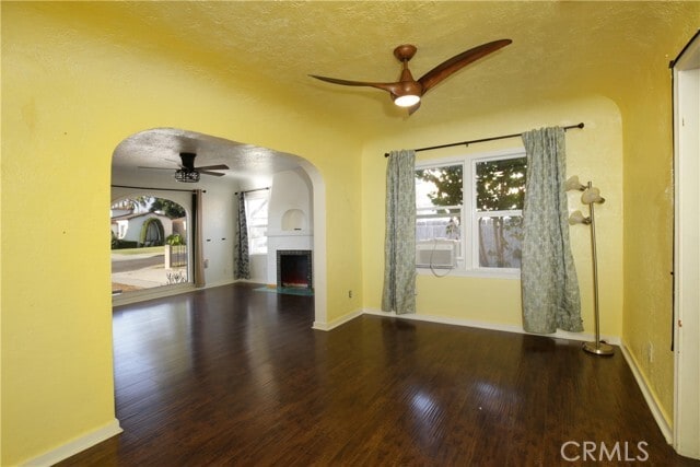 Building Photo - 4116 Brompton Ave