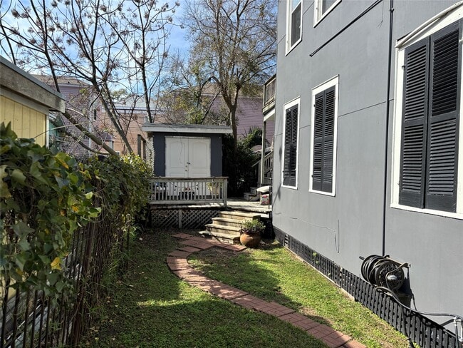 Building Photo - 1015 26th St