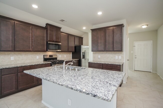 Building Photo - 4402 Modica Dr