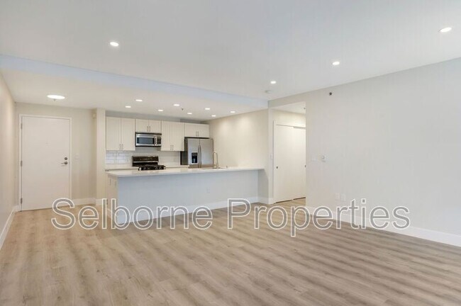 Building Photo - 1401 Jackson St