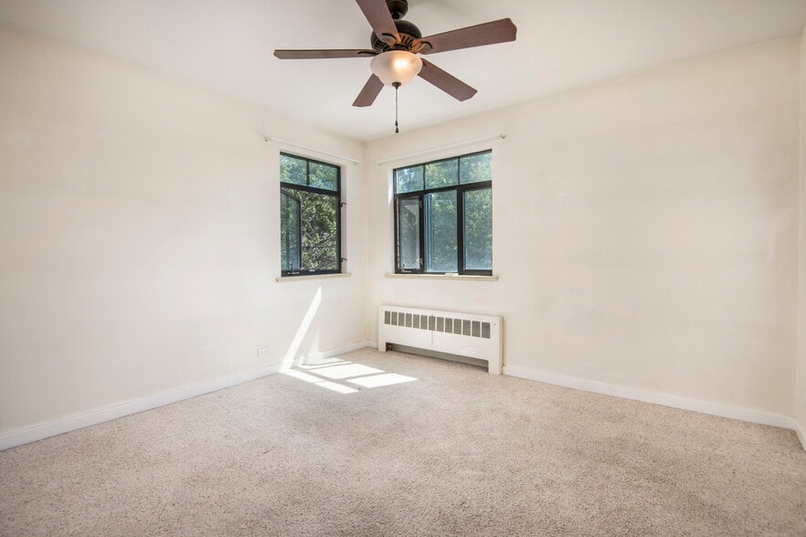 2nd Bedroom - 636 N Washington St