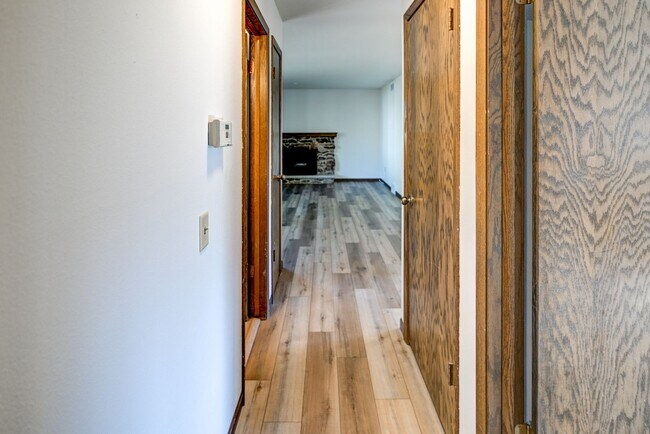 Building Photo - Katzfey-6715-6717 Century Ave