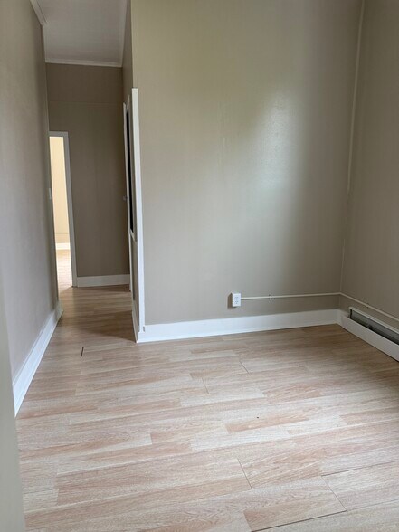 Building Photo - 262 Fond du Lac Ave