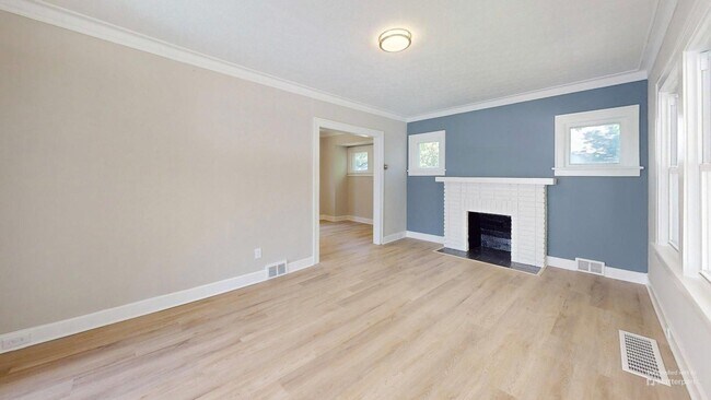Building Photo - 4528 Rainbow Rd