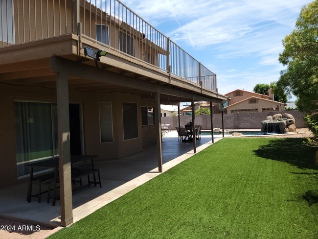 Building Photo - 8729 W Columbine Dr