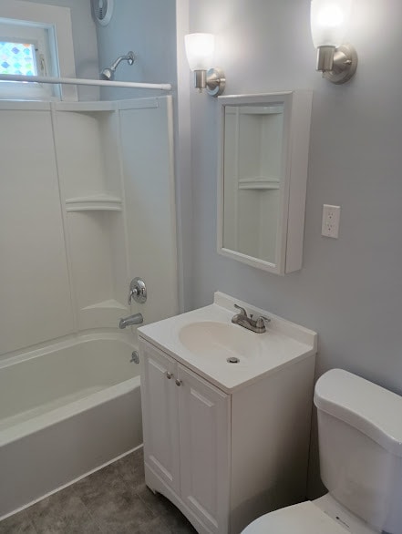 Bathroom - 5 Park Ave