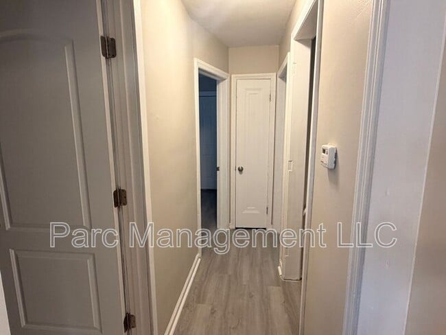 Building Photo - 14345 Stout St