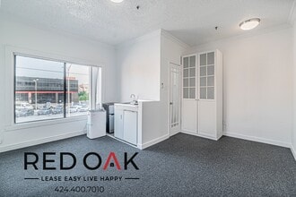 Building Photo - 224 N Maryland Ave