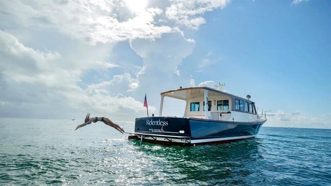 Building Photo - 930 Osceola Dr