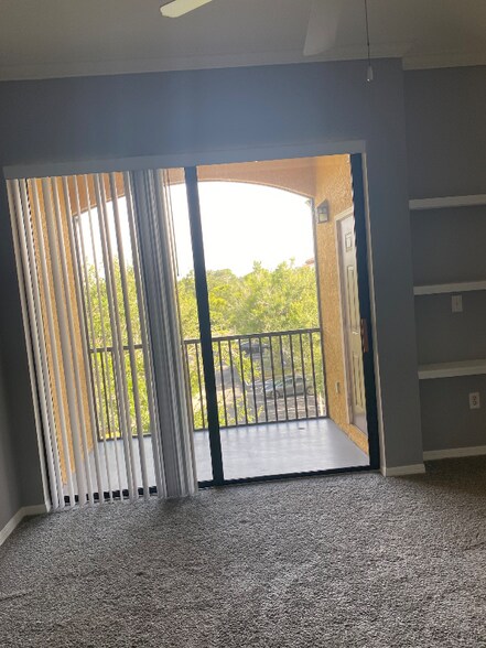 Building Photo - 8397-8338 38th St Cir E