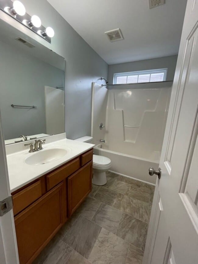 Building Photo - Whitsett / Walnut Crossing