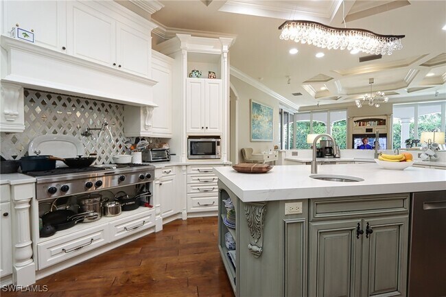 Building Photo - 750 Portside Dr