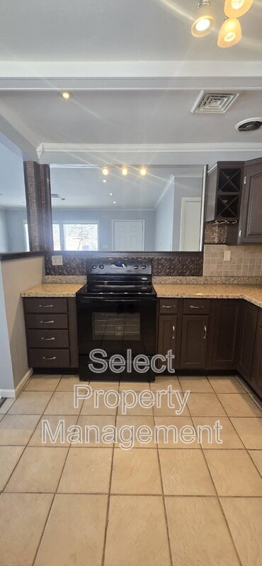 Building Photo - 3508 Owaissa Way