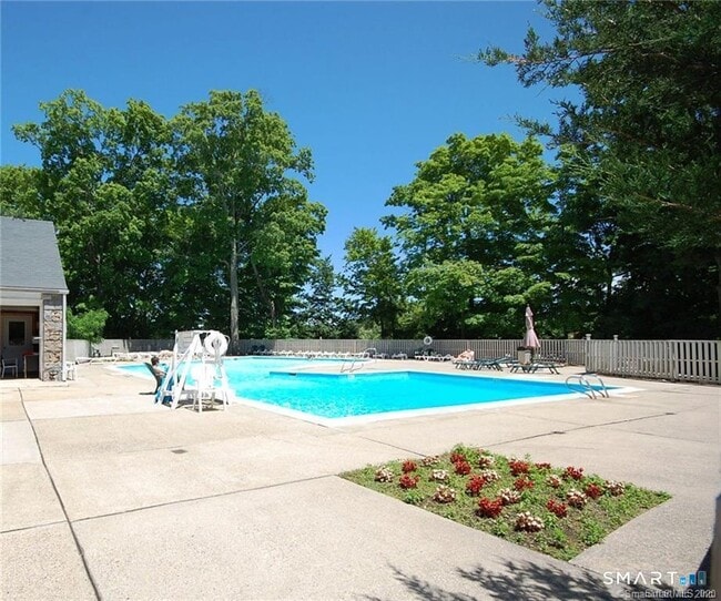 Building Photo - 69 Lawson Ln