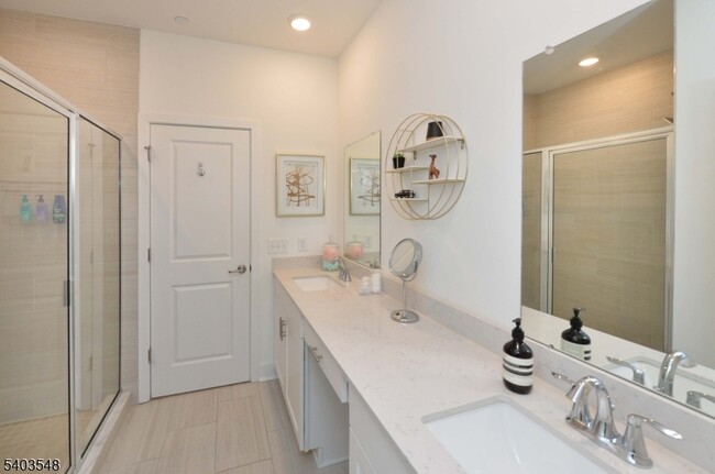 Building Photo - 92 Harvest Wy