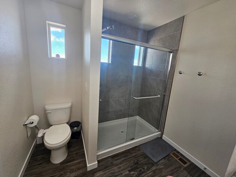 Building Photo - 9378 Timberlake Loop