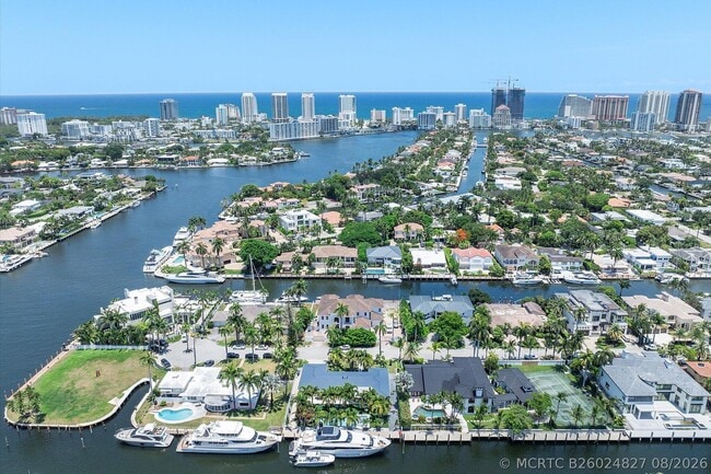 Building Photo - 207 Royal Palm Dr