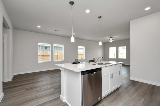 Building Photo - 16513 Breezy Knl Ct