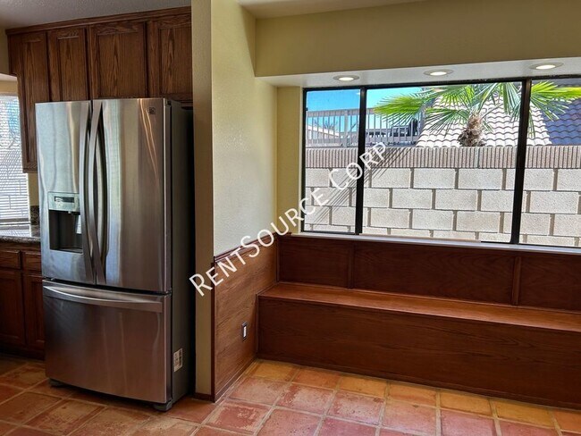 Building Photo - 4663 Cocina Ln