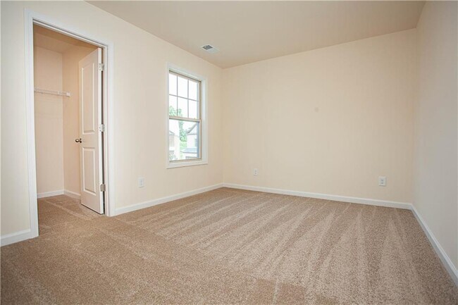 Building Photo - 4375 Almanor Cir