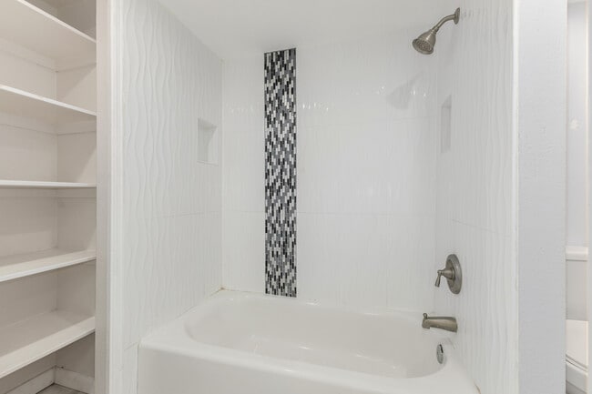 Building Photo - 4938 N 74th St