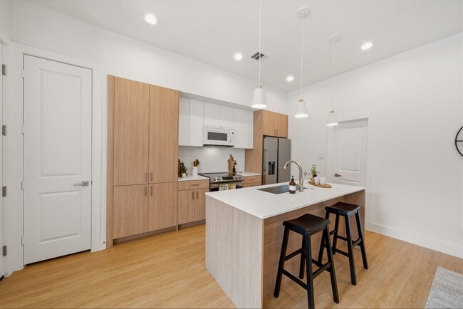 Building Photo - 6514 Luce St