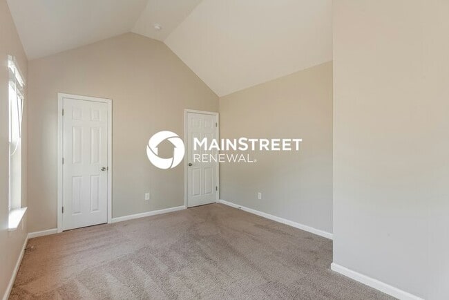 Building Photo - 4 Bedroom Pet-Friendly Home in Charlotte, ...