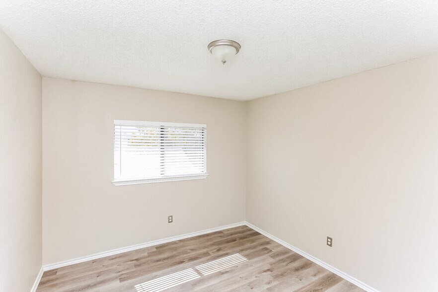 Building Photo - 3355 Chapel Pointe Trail