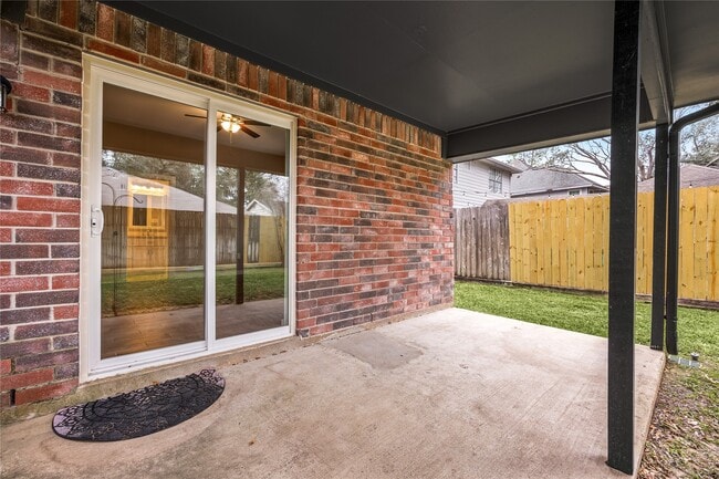 Building Photo - 5122 Prairie Creek Dr